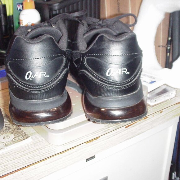 TREDSAFE  O2 AIR size 10 work shoes - Picture 3 of 5